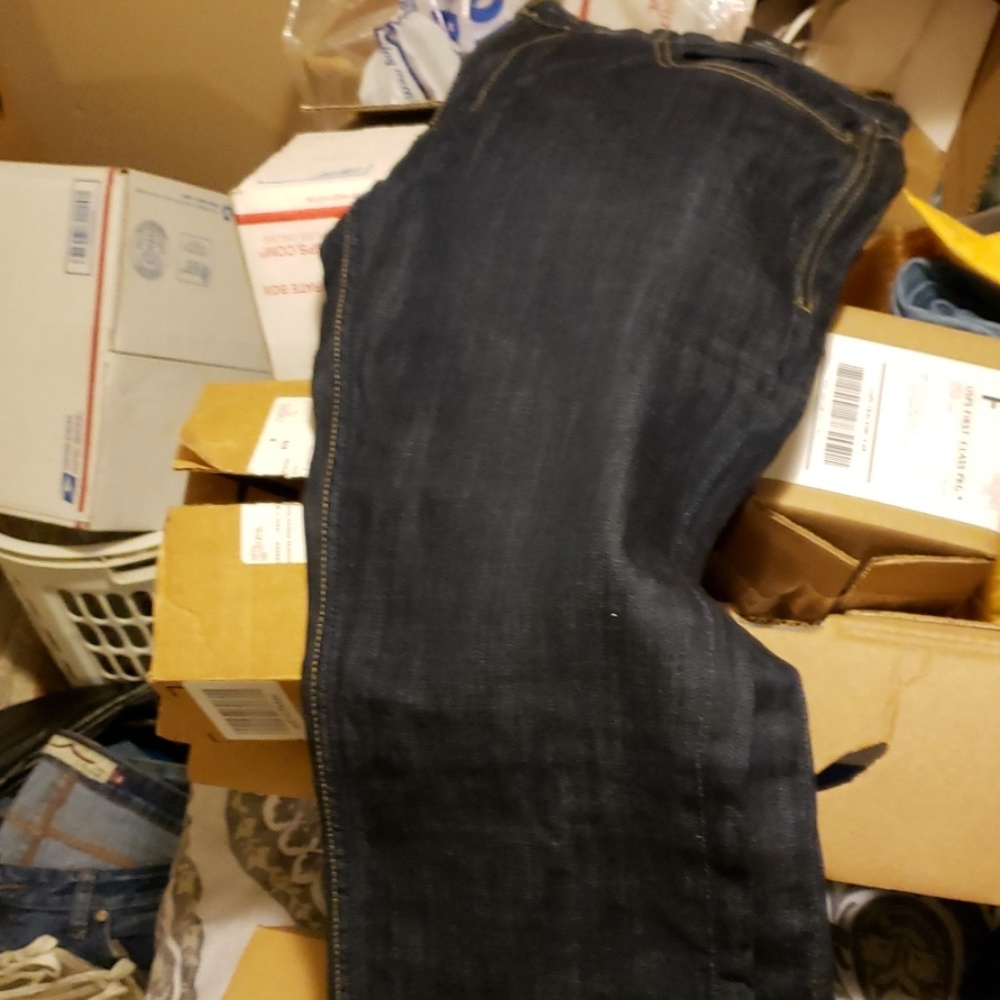 Jeans - Picture 3 of 4